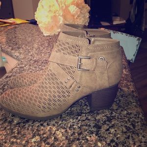 Never worn before, brand new out the box.